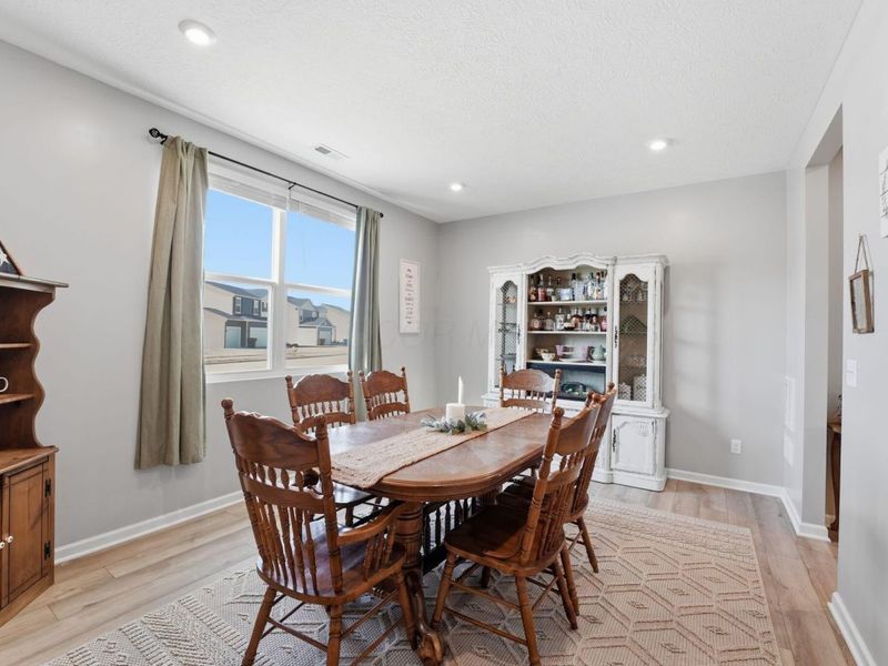 1202 Lake Forest Drive , Hebron, OH 43025 Photo 6