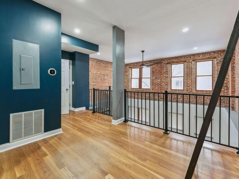 108 Hamilton Avenue , Columbus, OH 43203 Photo 5