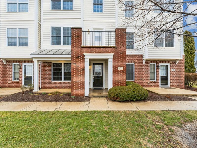 5972 Woodshire Drive, Unit 202, Westerville, OH 43081 Photo 4