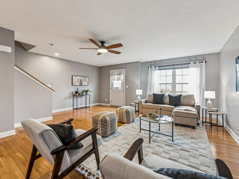 5972 Woodshire Drive, Unit 202, Westerville, OH 43081 Photo 8