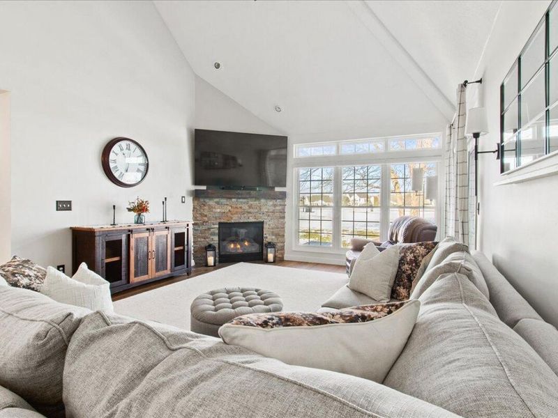 7542 Deer Valley Crossing, Powell, OH 43065 Photo 17