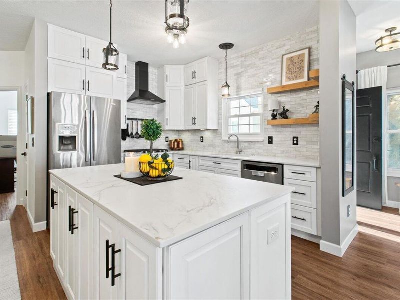 7542 Deer Valley Crossing, Powell, OH 43065 Photo 6