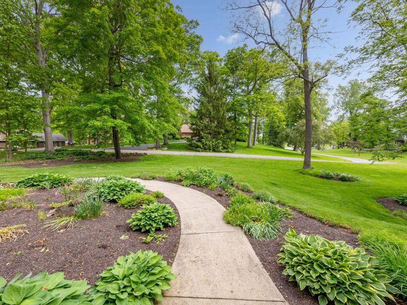 129 Tanglewood Drive , West Liberty, OH 43357 Photo 6