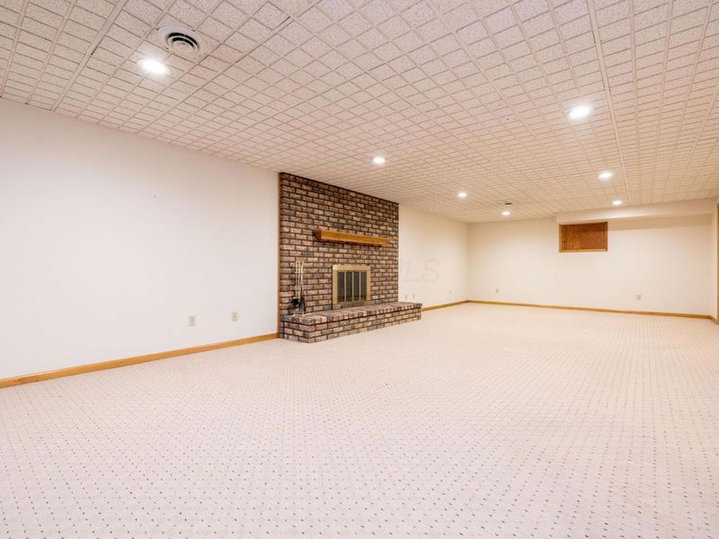 129 Tanglewood Drive , West Liberty, OH 43357 Photo 95