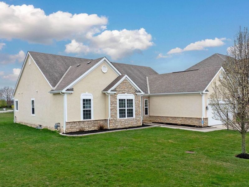 4790 Sanctuary Drive , Westerville, OH 43082 Photo 2