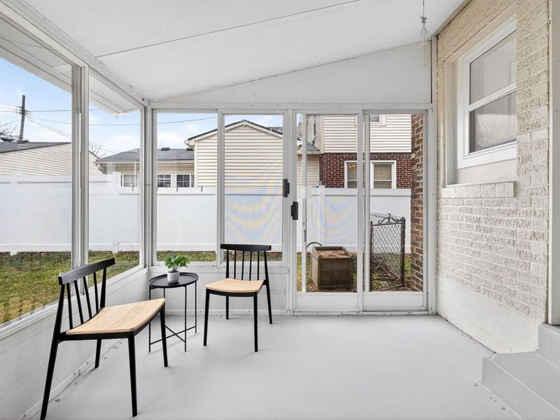 805 Gladden Road, Columbus, OH 43212 Photo 21