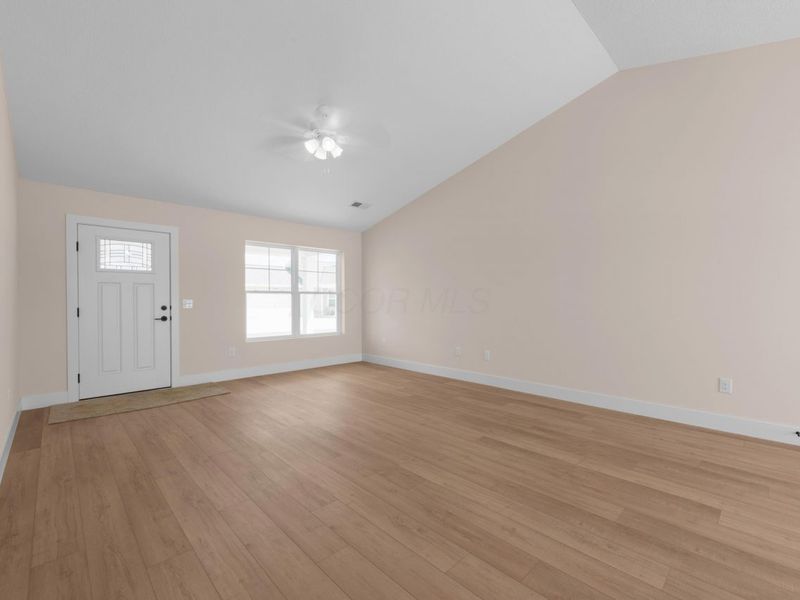 206 Cumberland Meadows Circle , Hebron, OH 43025 Photo 6