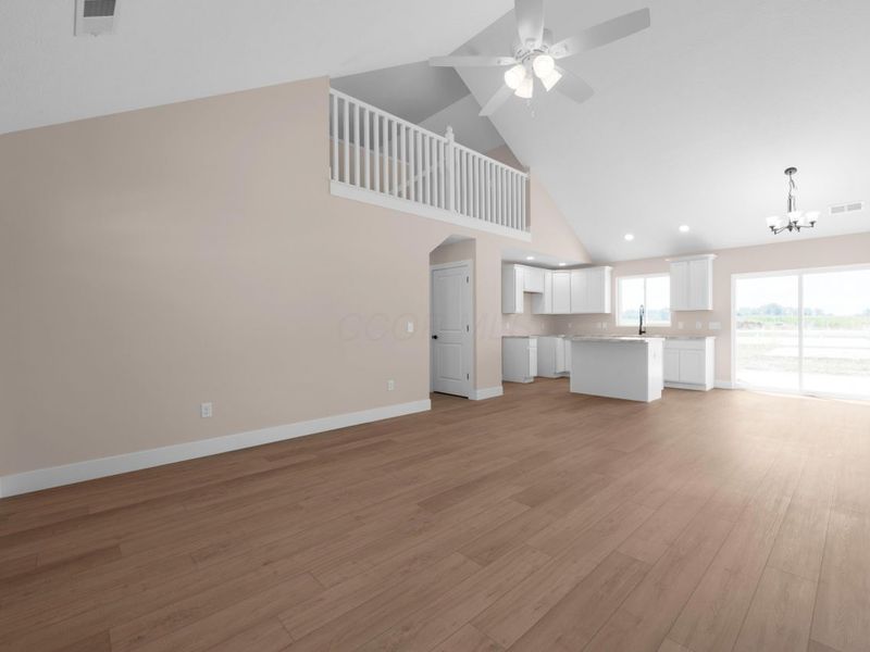 202 Cumberland Meadows Circle , Hebron, OH 43025 Photo 2