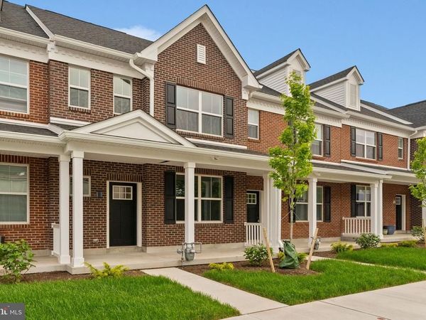 40 N EIGHTH STREET, PERKASIE, PA 18944