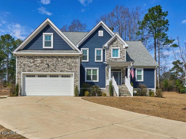10 Heatherspring Way, Spring Lake, NC 28390