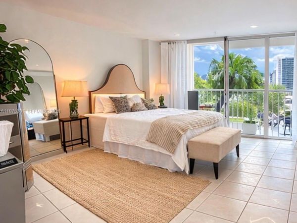 3301 NE 5th Ave, Unit 519, Miami, FL 33137