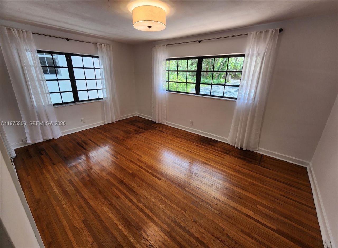 6065 SW 133rd St , Pinecrest, FL 33156 Photo