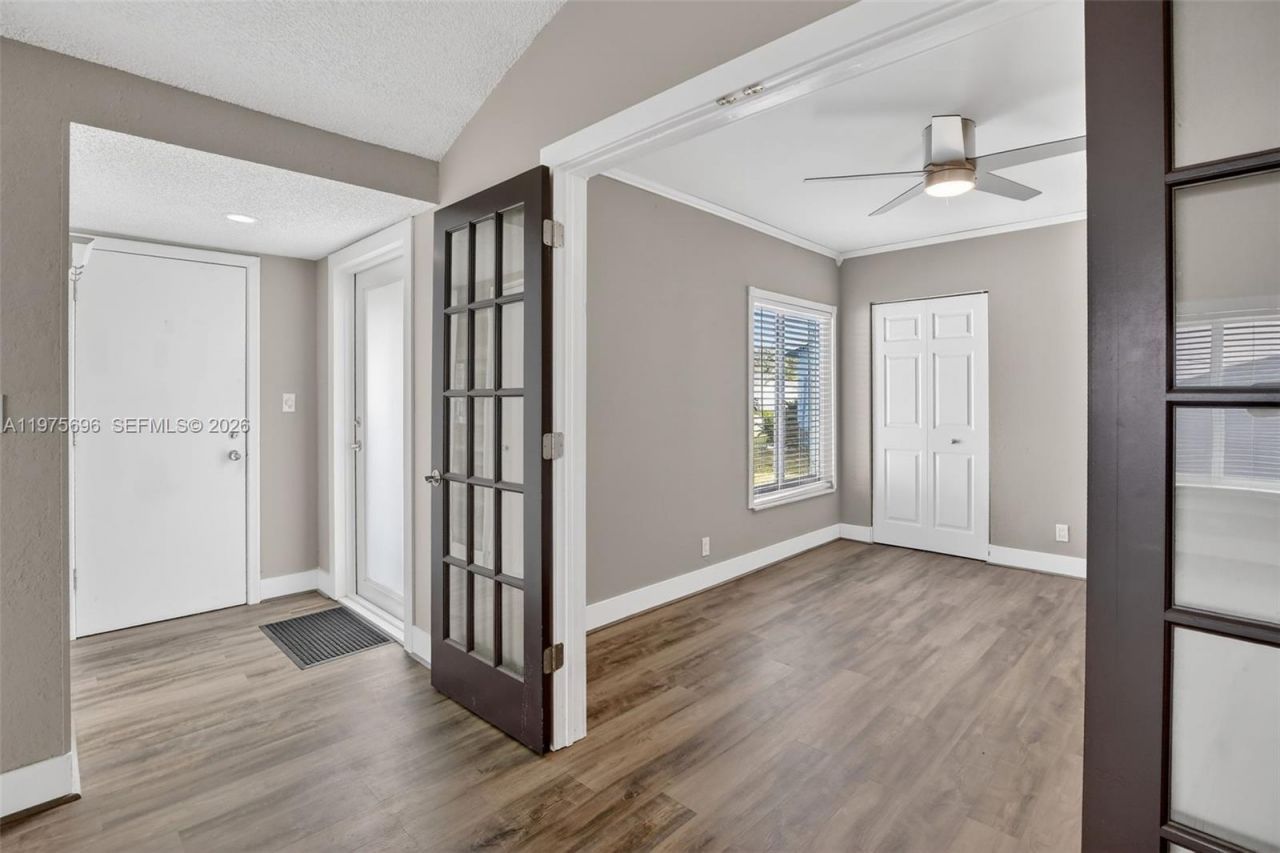 11120 NW 26th Pl, Sunrise, FL 33322 Photo