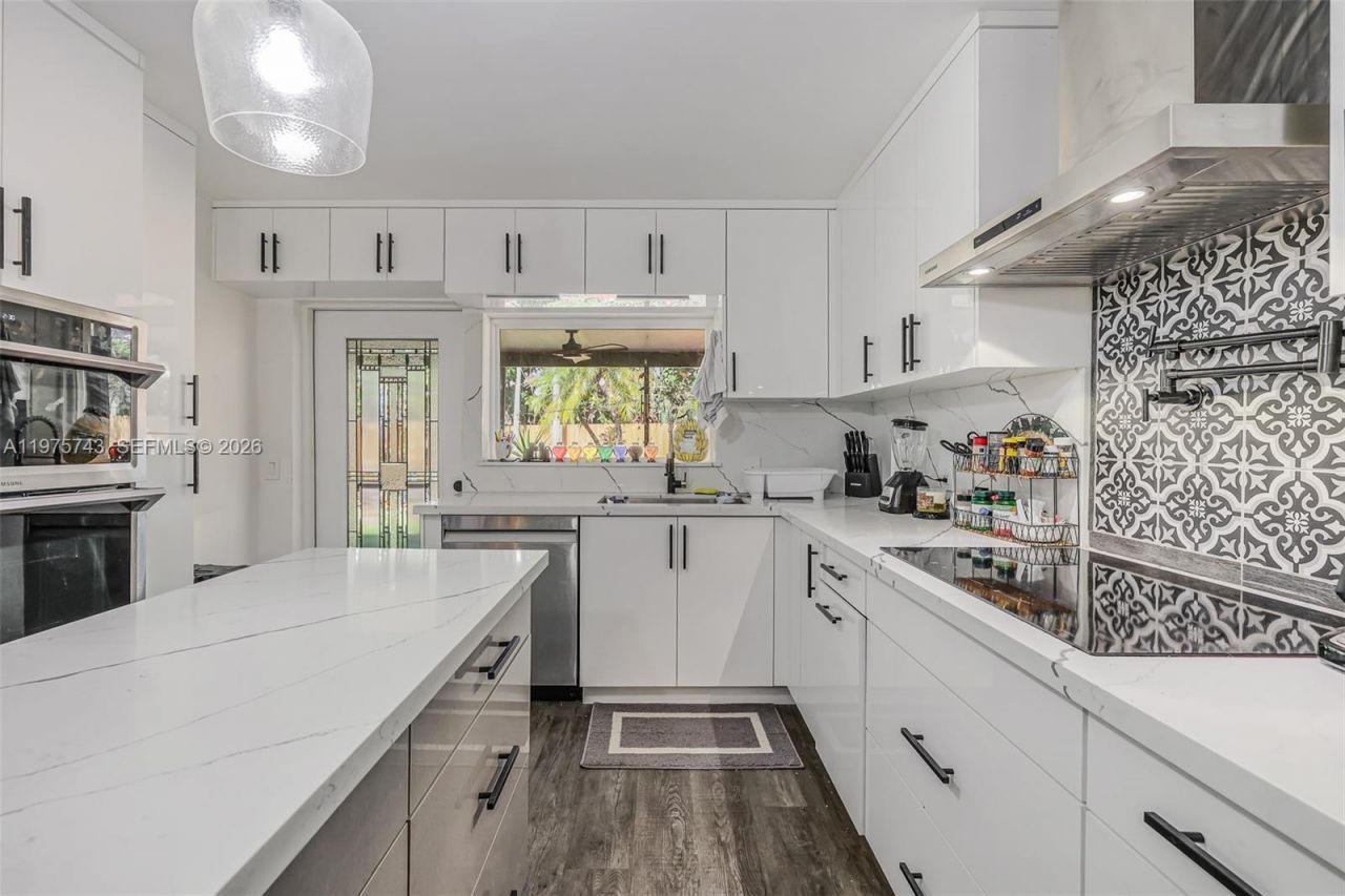 11727 SW 132nd Pl , Miami, FL 33186 Photo