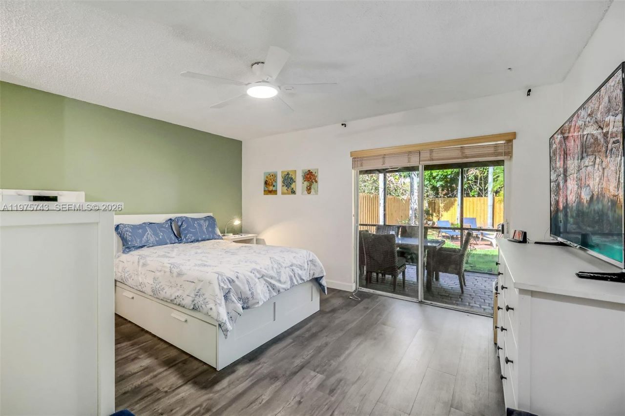 11727 SW 132nd Pl , Miami, FL 33186 Photo