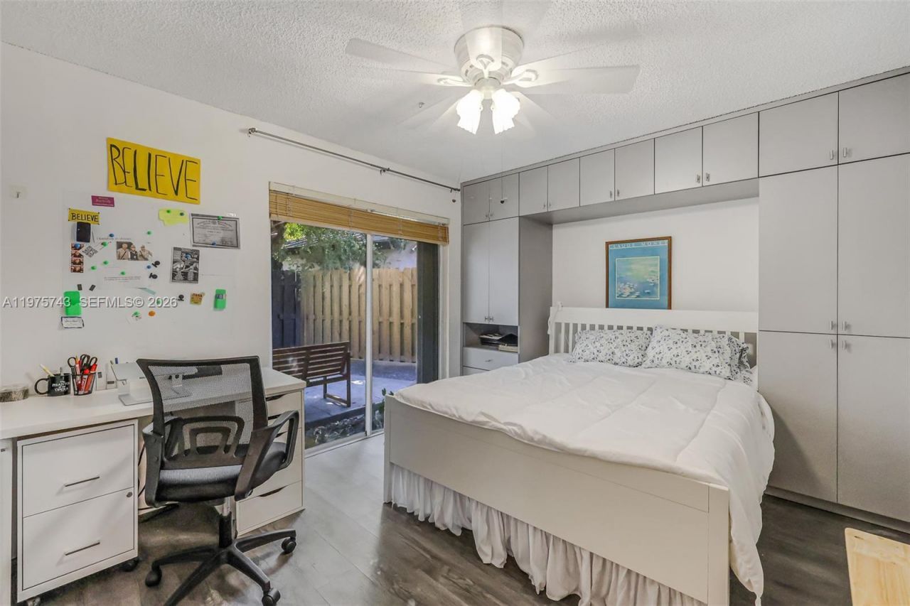 11727 SW 132nd Pl , Miami, FL 33186 Photo