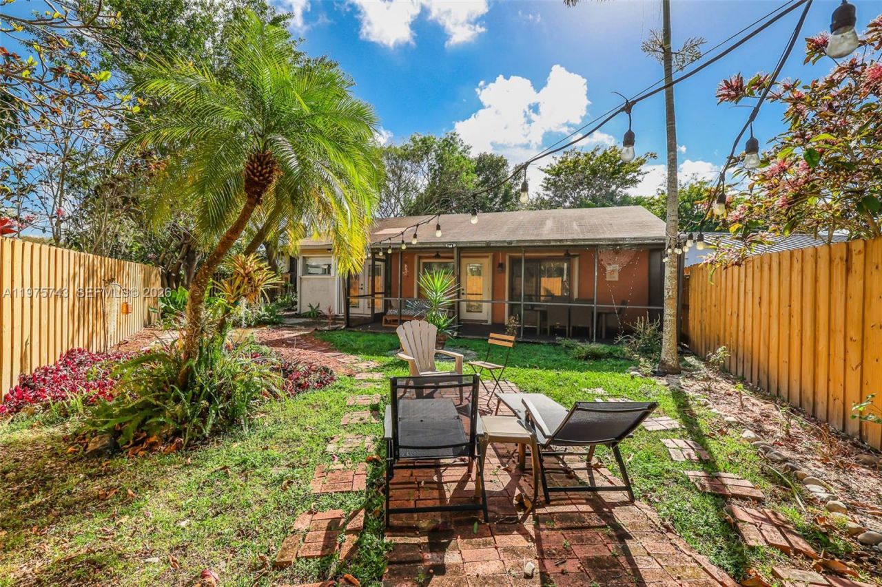 11727 SW 132nd Pl , Miami, FL 33186 Photo