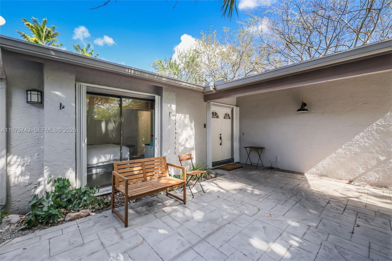 11727 SW 132nd Pl , Miami, FL 33186 Photo