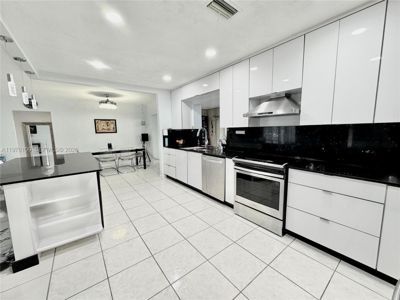 7005 NW 94th Ave , Tamarac, FL 33321 Photo