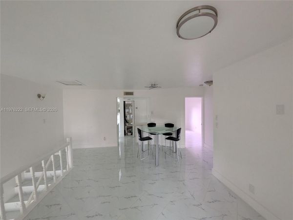 108 Gardens Dr, Unit 204, Pompano Beach, FL 33069