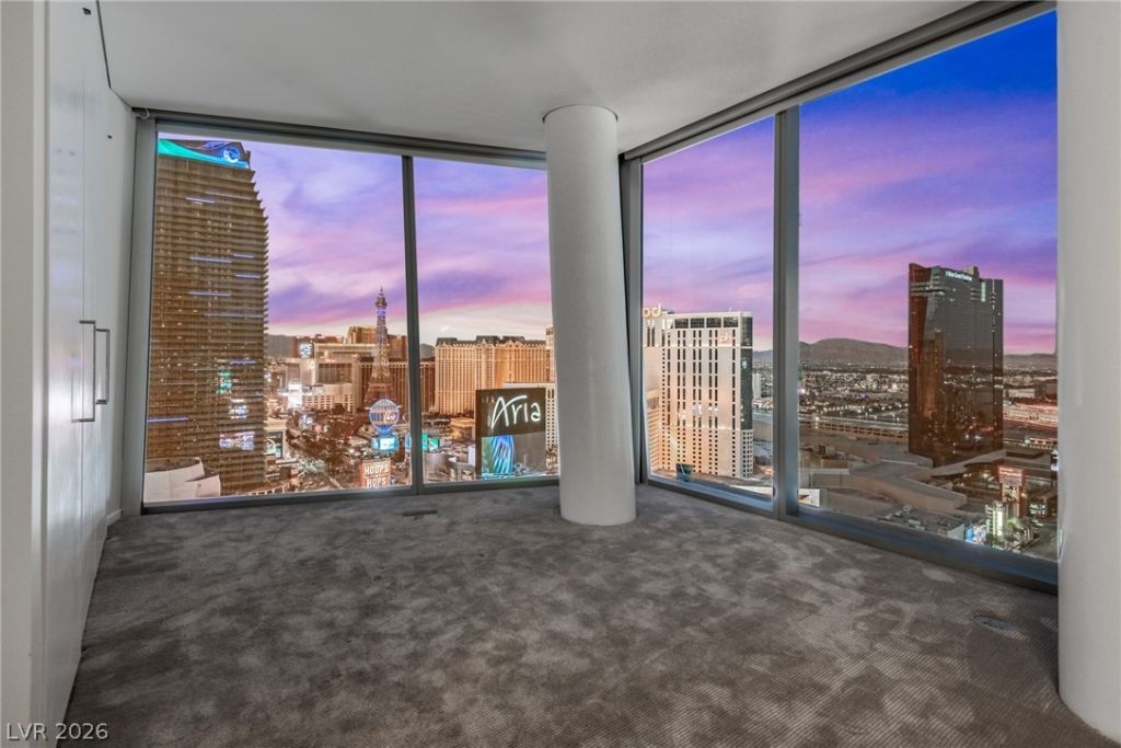 3722 Las Vegas Boulevard, Unit 2506, Las Vegas, NV 89158 Main Photo