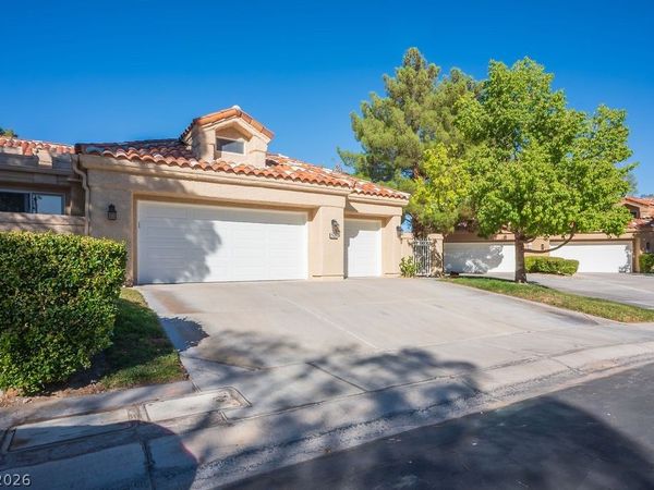 7820 Harbour Towne Avenue, Las Vegas, NV 89113