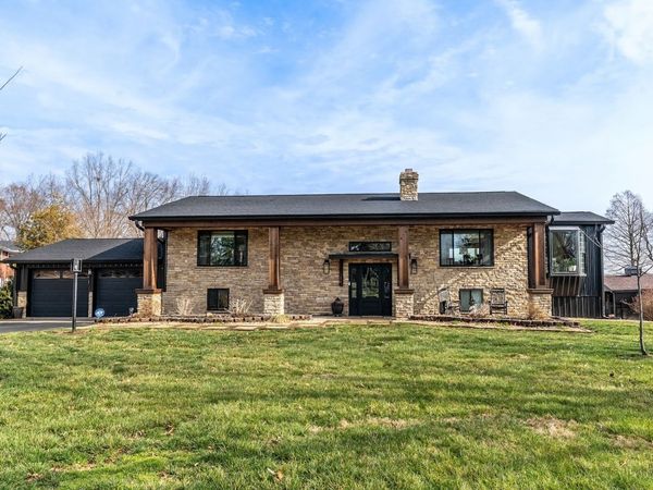 11606 Trevino Lane , Marion, IL 62959