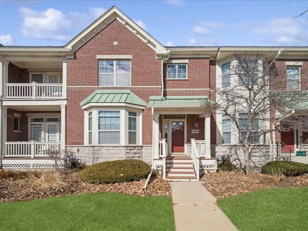 2464 Violet Street , Glenview, IL 60026