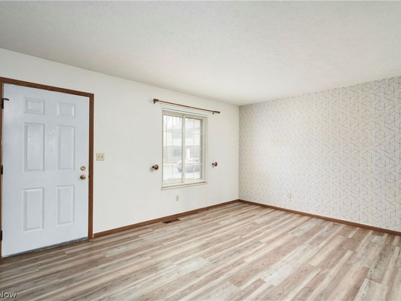 1273 Front Street , Cuyahoga Falls, OH 44221 Photo 3