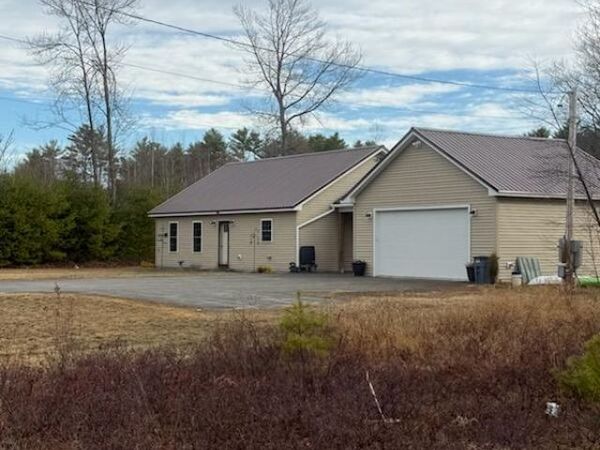 7 Silver Way, Oxford, ME 04270