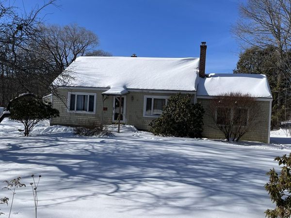 60 Case Road , Winthrop, ME 04364