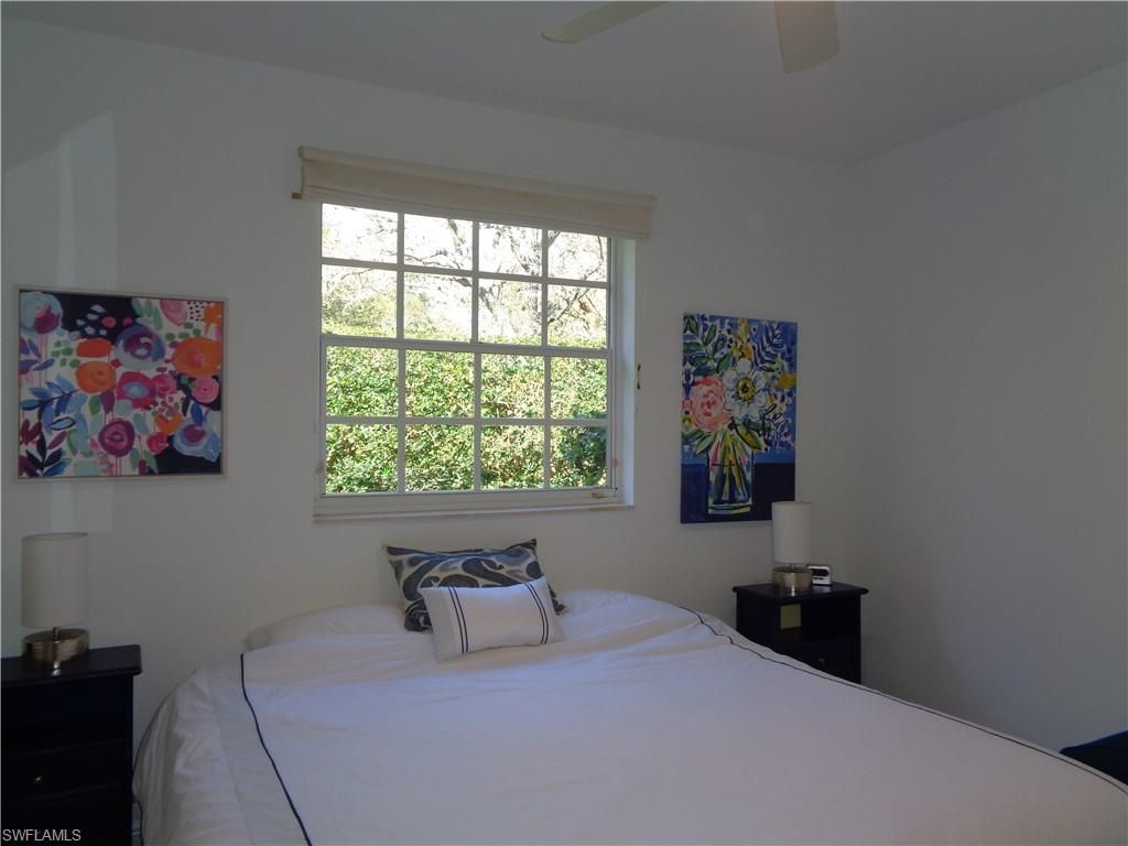 515 Laguna Royale Blvd, Unit 102, Naples, FL 34119 Photo