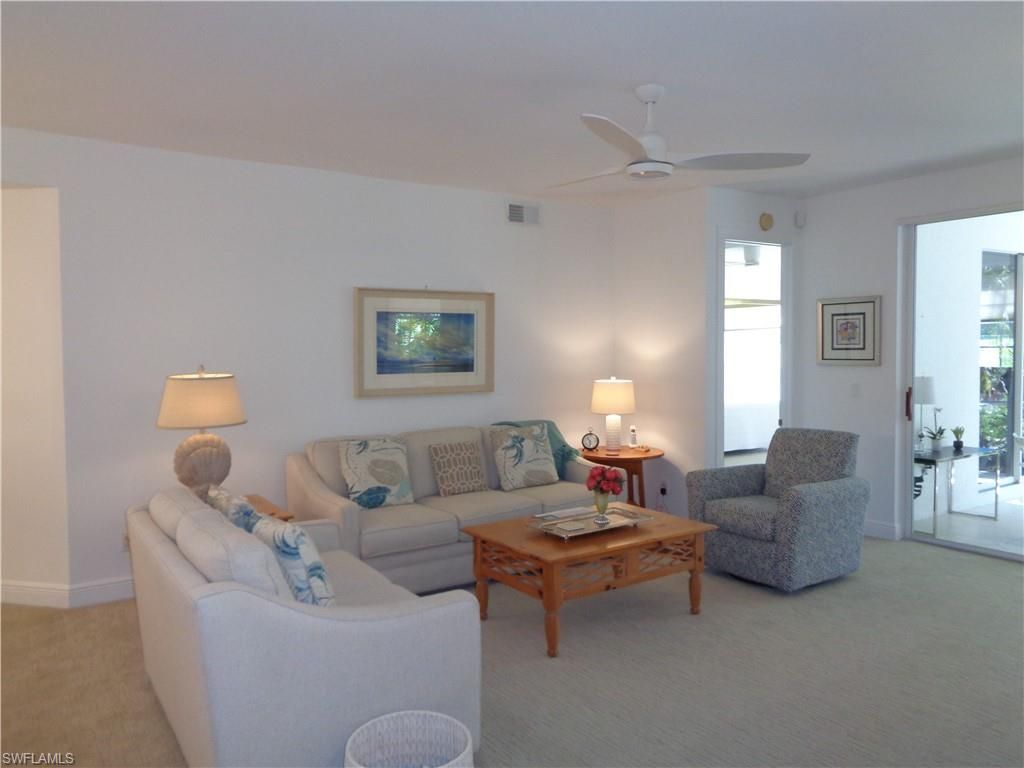 515 Laguna Royale Blvd, Unit 102, Naples, FL 34119 Photo