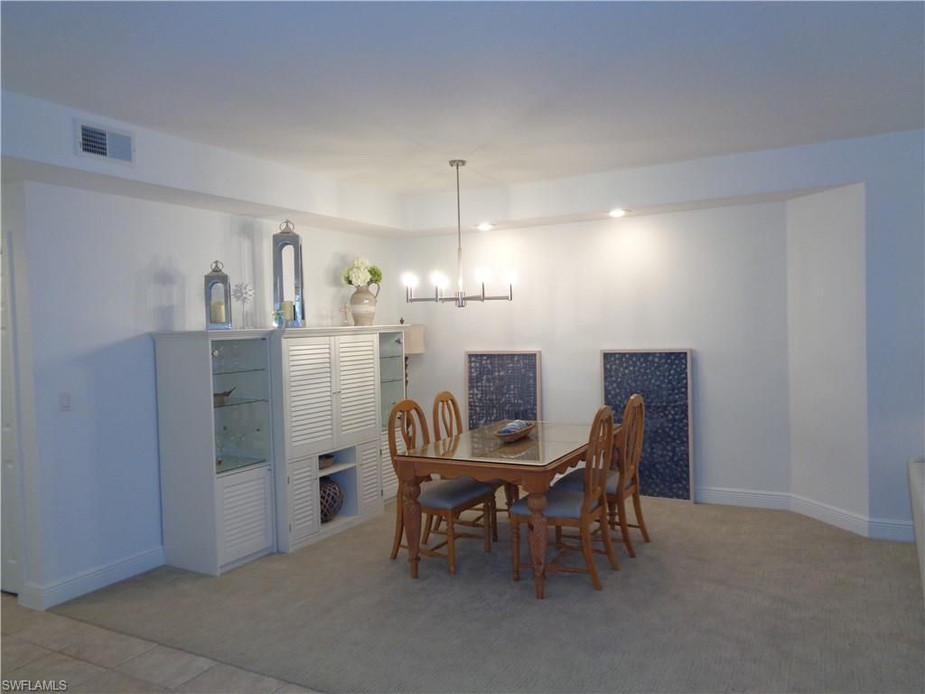 515 Laguna Royale Blvd, Unit 102, Naples, FL 34119 Photo