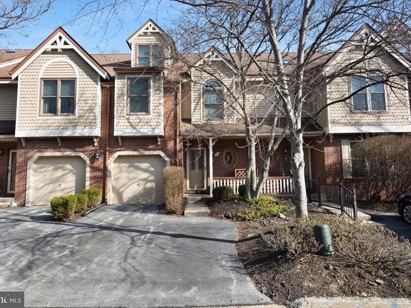 41 MAIN STREET, CHESTERBROOK, PA 19087