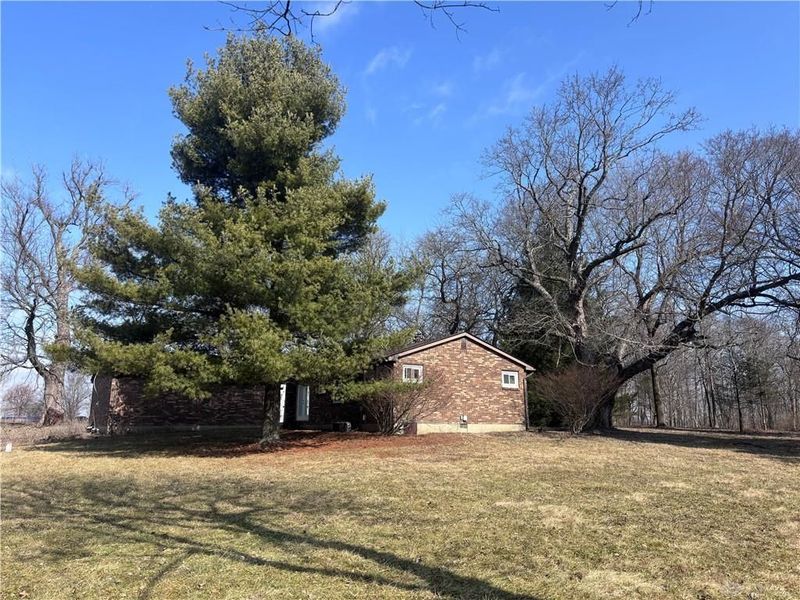 924 Eris Road, Urbana, OH 43078 Photo 13