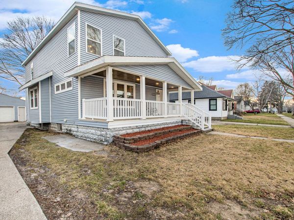 1063 W Forest Avenue, Muskegon, MI 49441