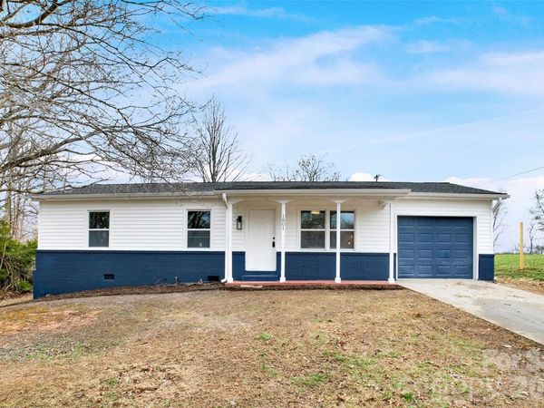 1801 Highland Avenue , Morganton, NC 28655