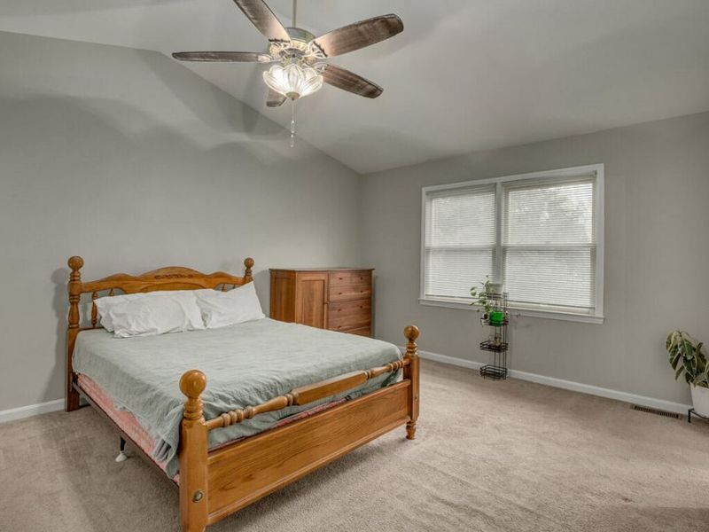 10522 Cheshire Ridge Drive, Florence, KY 41042 Photo 13