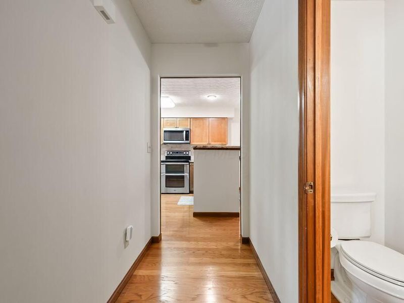 3846 River Pl Court , Columbus, OH 43221 Photo 13