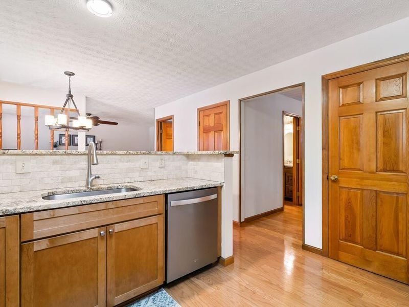 3846 River Pl Court , Columbus, OH 43221 Photo 16