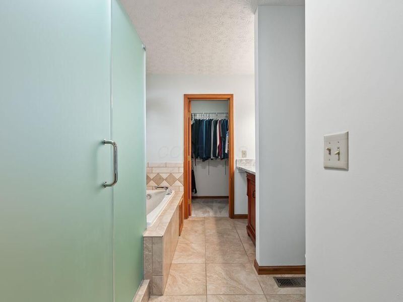 3846 River Pl Court , Columbus, OH 43221 Photo 31