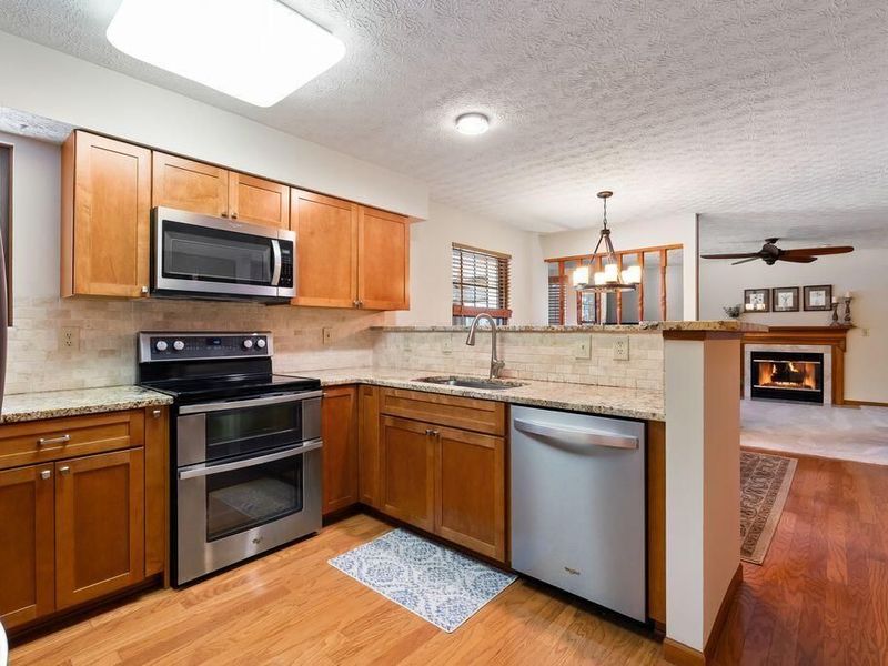 3846 River Pl Court , Columbus, OH 43221 Photo 4