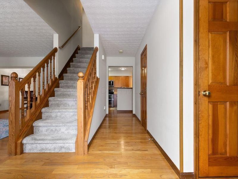 3846 River Pl Court , Columbus, OH 43221 Photo 5