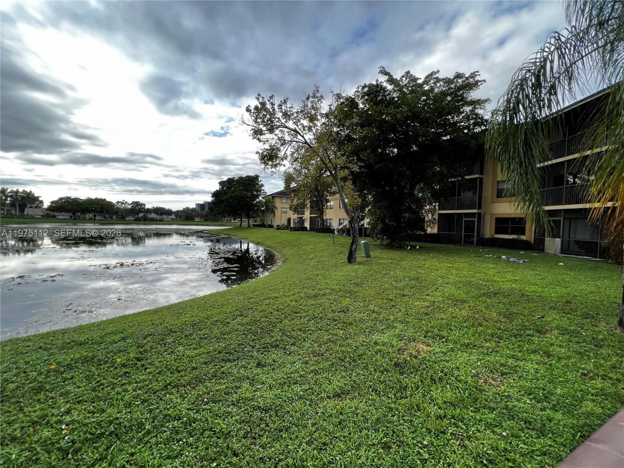 9000 NW 28th Dr, Unit 1-303, Coral Springs, FL 33065 Photo