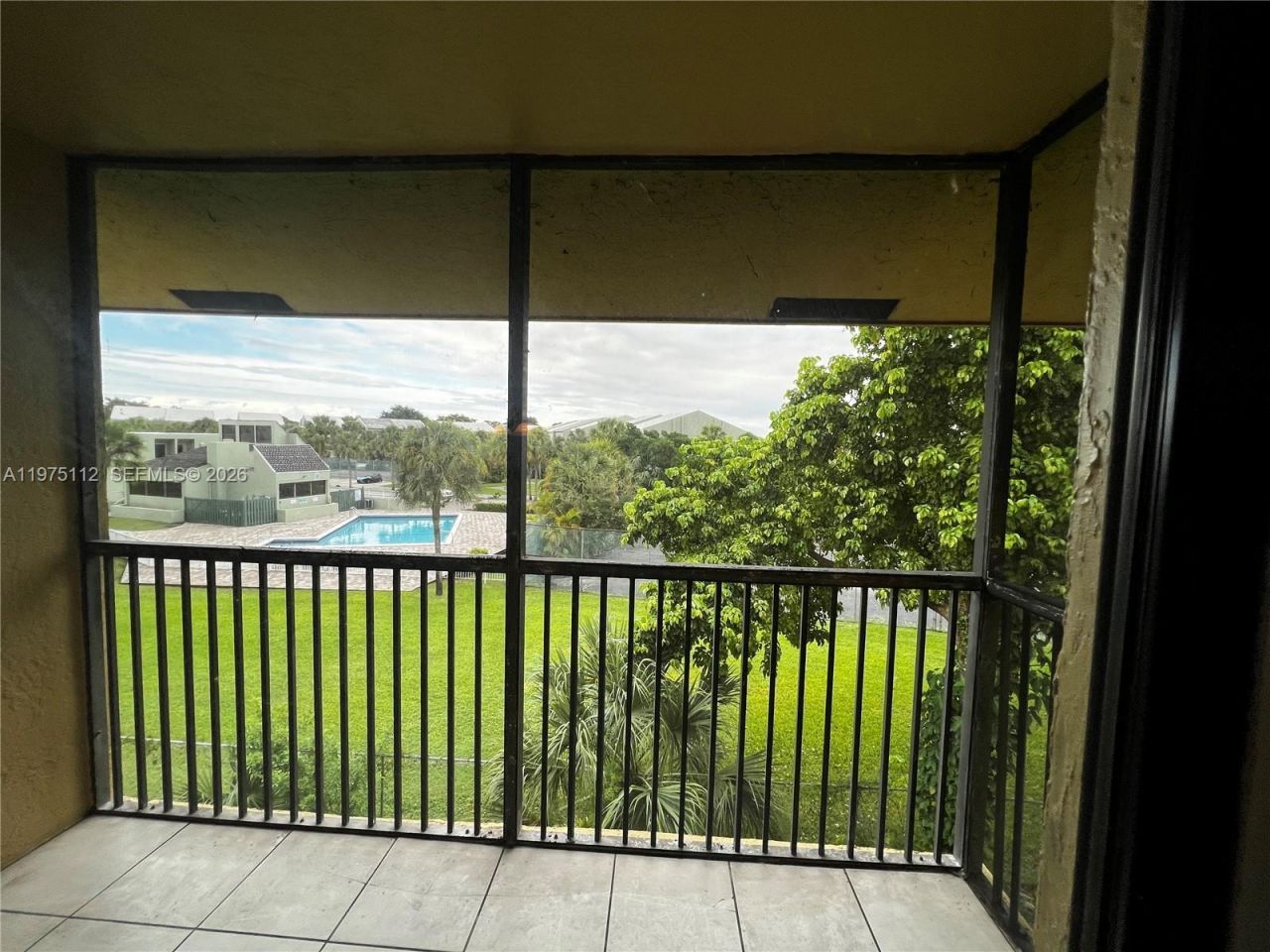 9000 NW 28th Dr, Unit 1-303, Coral Springs, FL 33065 Photo