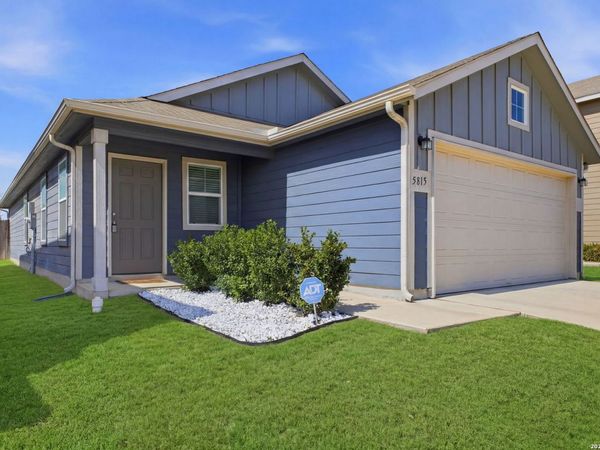 5815 Rolling Gln, San Antonio, TX 78218