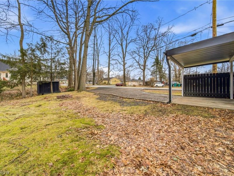 8324 Harbor Drive , Mentor, OH 44060 Photo 13