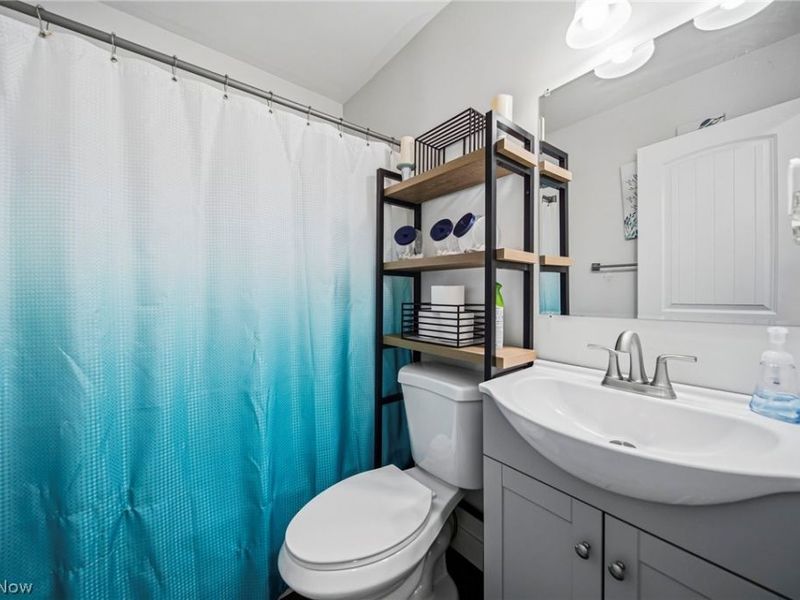 8324 Harbor Drive , Mentor, OH 44060 Photo 33