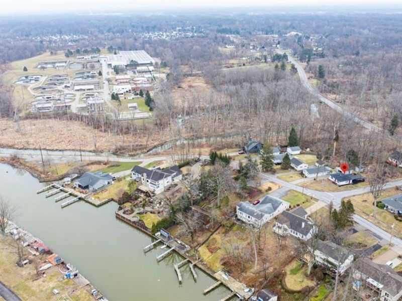 8324 Harbor Drive , Mentor, OH 44060 Photo 6